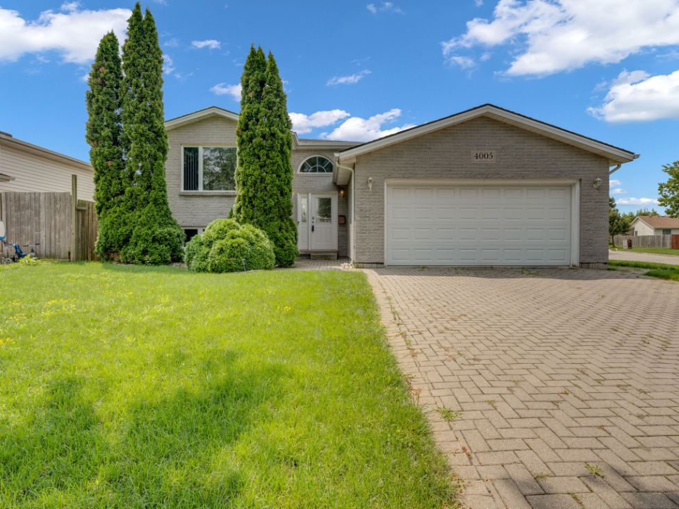 4005 Maple Leaf, WIndsor